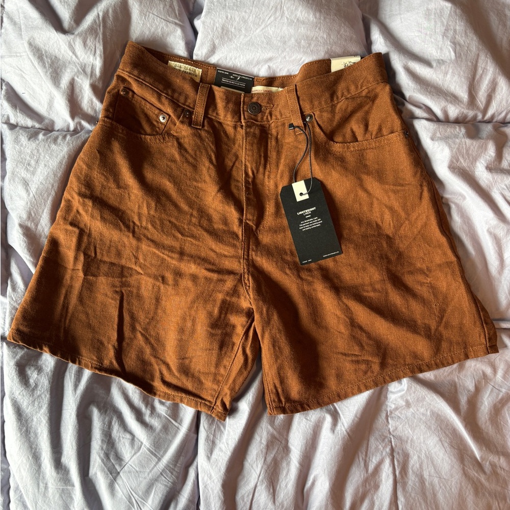 Levi’s Lightweight Linen High-rise Baggy Shorts